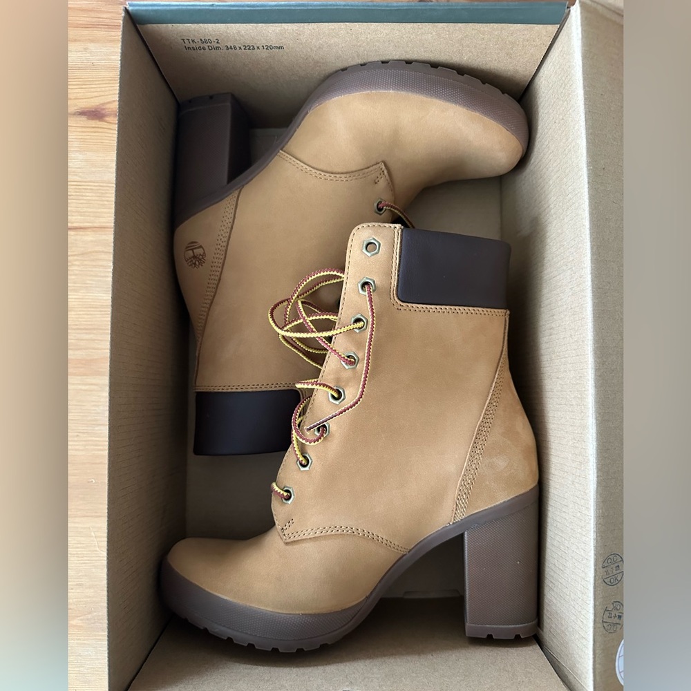 Timberland Camdale 6in Boot- Size 7